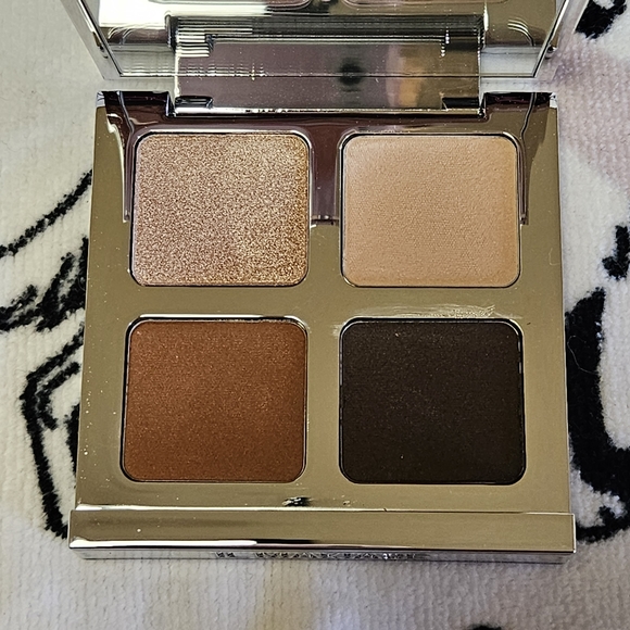 NIB IL Makiage Color Eyeshadow Boss Quad - Workaholic - Picture 2 of 9